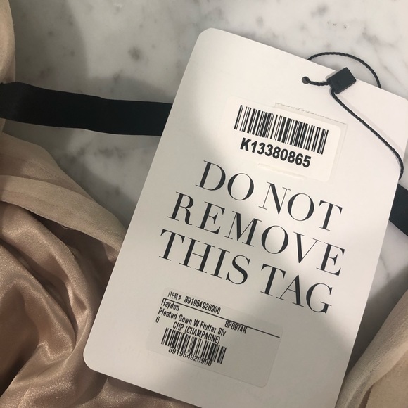 hayden pink black pleated flutter sleeve gown - Picture 10 of 12